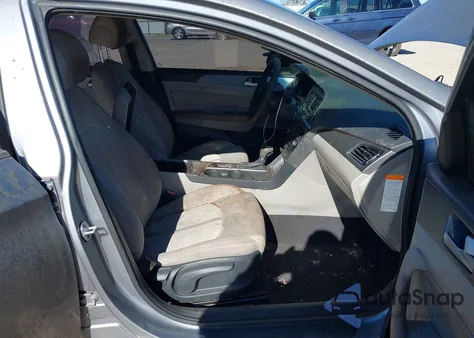 2016 Hyundai Sonata Hybrid Se из США, поврежденный, VIN KMHE24L15GA038545